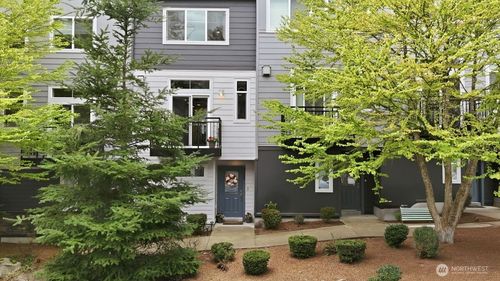 2225 Nw Moraine Pl, Issaquah, WA, 98027-6986 | Card Image