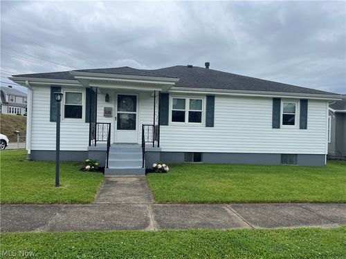 100 W 44th St, Shadyside, OH, 43947-1012 | Card Image