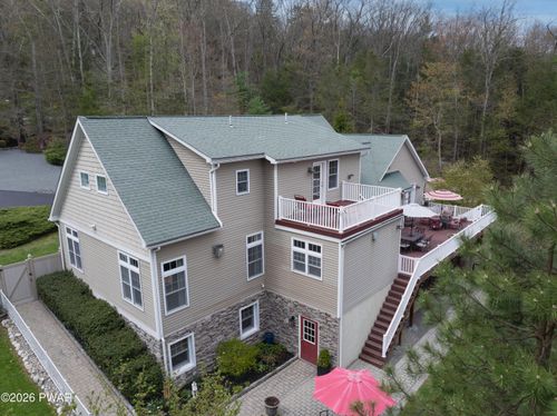 117 Foster Hill Rd, Milford, PA, 18337-9631 | Card Image