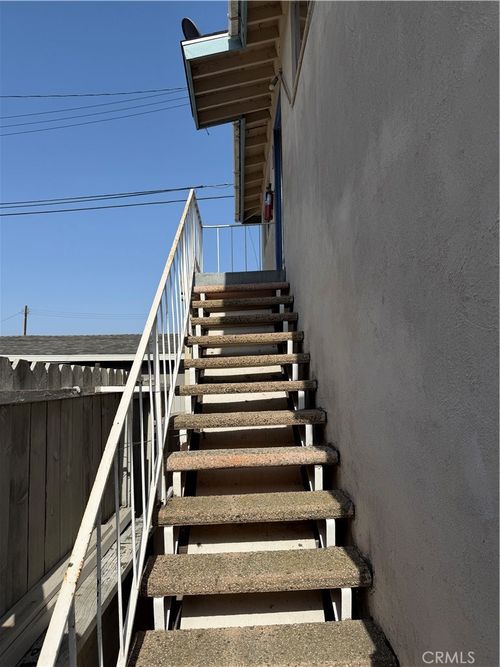 681 Victoria St, Costa Mesa, CA, 92627-2538 | Card Image