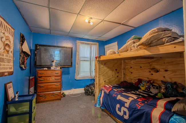 36 Carter St, Home with 8 bedrooms, 3 bathrooms and 3 parking in Killingly CT | Image 25