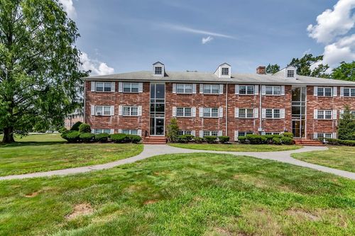 8-55 Fernview Ave, North Andover, MA, 01845-4469 | Card Image