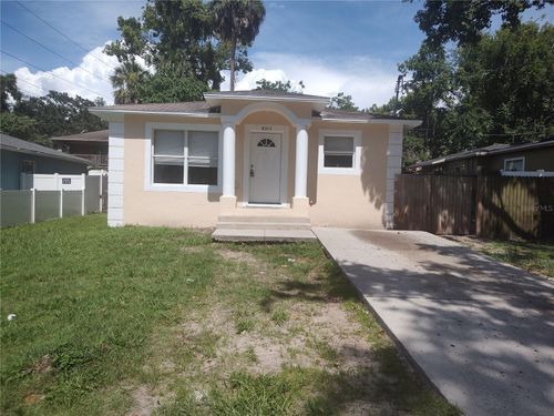 8313 N 10th St, TAMPA, FL, 33604-3207 | Card Image