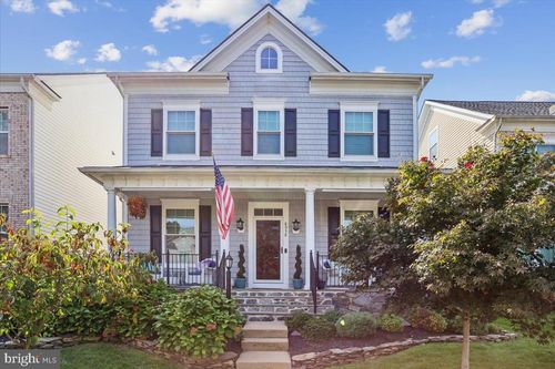 8958 Junco Ct, GAINESVILLE, VA, 20155-5866 | Card Image