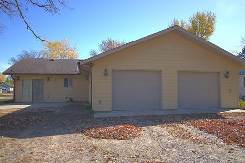 501 2nd Street Sw, Staples, MN, 56479 | Card Image