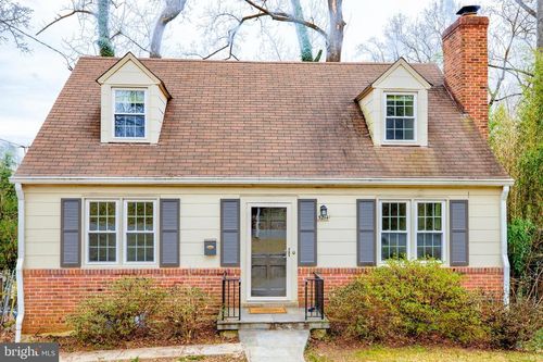 5214 Danbury Rd, BETHESDA, MD, 20814-2869 | Card Image