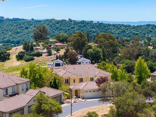 22284 E Lyndon Loop, Castro Valley, CA, 94552-5360 | Card Image