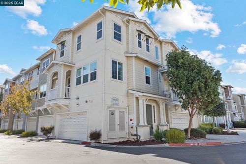 702 Jetty Dr, Richmond, CA, 94804-4233 | Card Image