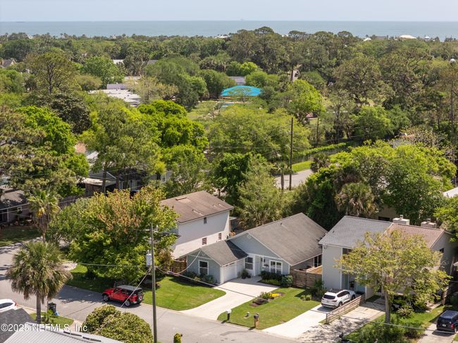 185 Pine St, House other with 3 bedrooms, 2 bathrooms and null parking in ATLANTIC BEACH FL | Image 46