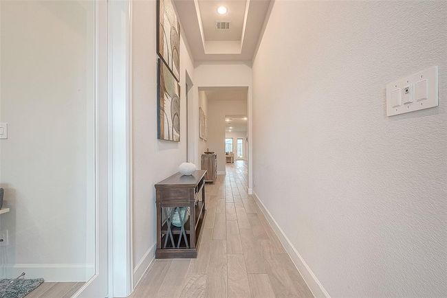 29042 Hauter Way, House other with 4 bedrooms, 4 bathrooms and 3 parking in Fulshear TX | Image 12