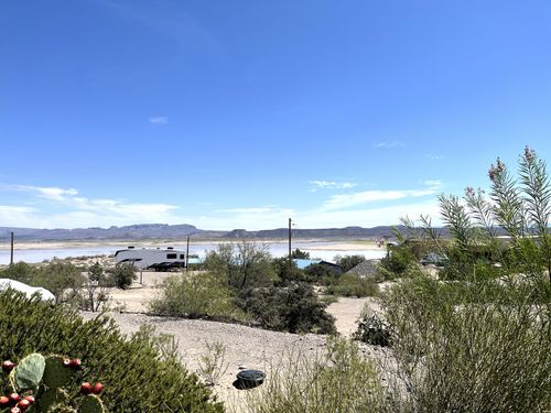 408 Catfish, Elephant Butte, NM, 87935 | Card Image