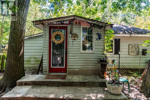307 Tiny Beaches Rd S, Tiny, ON, L0L2J0 | Card Image
