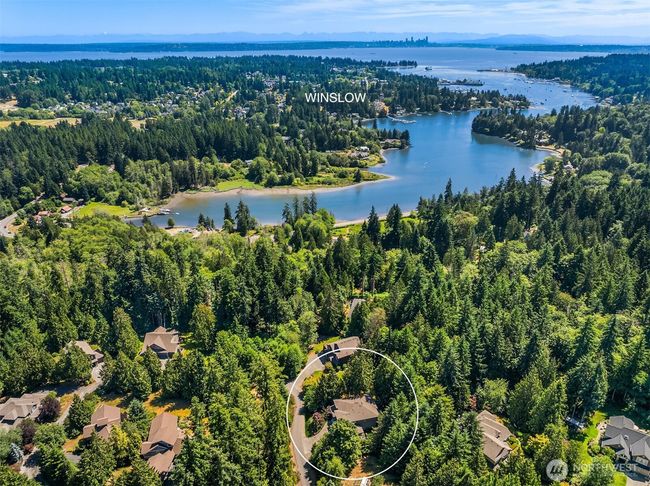 7817 Ledge Stone Loop Ne, House other with 4 bedrooms, 5 bathrooms and 3 parking in Bainbridge Island WA | Image 37