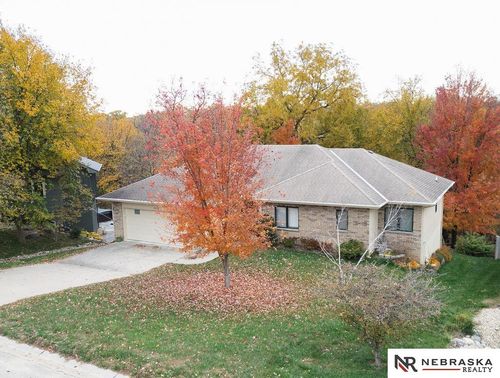 19716 Ewel Ct, Plattsmouth, NE, 68048-7139 | Card Image