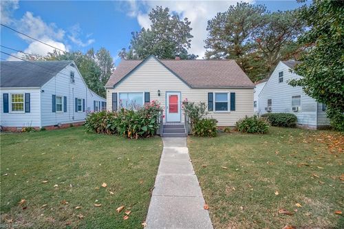 227 Lenox Ave, Norfolk, VA, 23503-3517 | Card Image