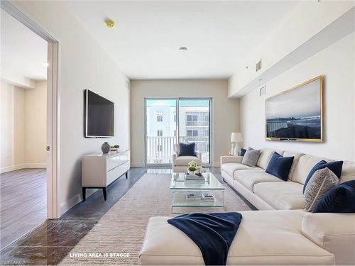 c208-26610 Rosewood Pointe Dr, BONITA SPRINGS, FL, 34135-7585 | Card Image