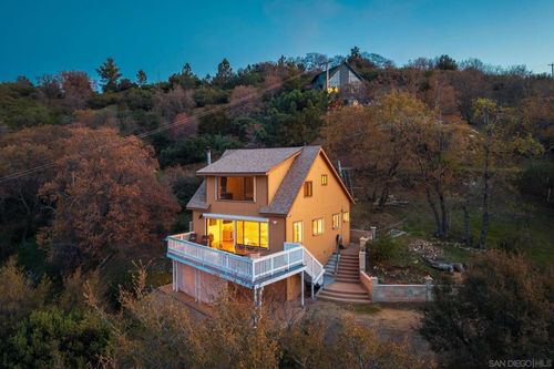 1090 Valley View Dr, Julian, CA, 92036 | Card Image