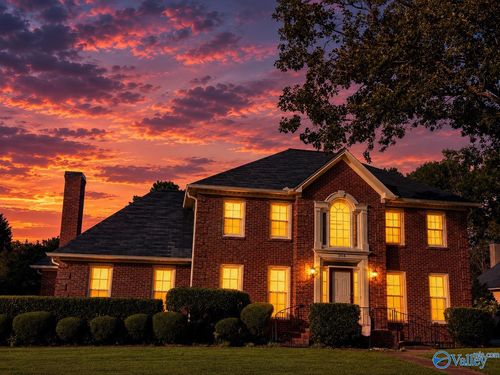 2414 Surrey Ln Se, Decatur, AL, 35601-6902 | Card Image