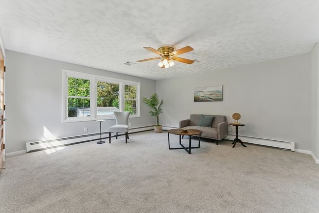 945 Shoemaker Ln, House other with 4 bedrooms, 1 bathrooms and 4 parking in Feeding Hills MA | Image 6