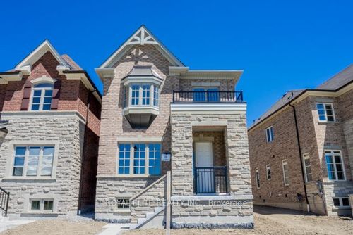 24 Sundew Lane, Richmond Hill, ON, L4E1C3 | Card Image