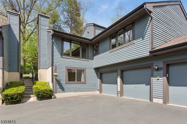 54 Aspen Dr, Townhouse with 2 bedrooms, 3 bathrooms and null parking in Basking Ridge NJ | Image 4