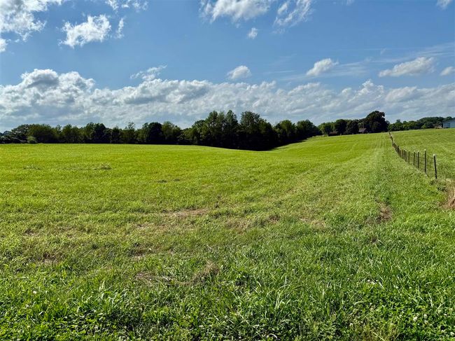 363 W G Talley Rd, House other with 3 bedrooms, 2 bathrooms and null parking in Alvaton KY | Image 4