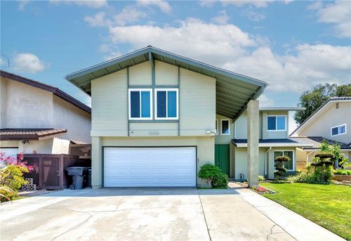 2406 Descanso Way, Torrance, CA, 90504-3525 | Card Image