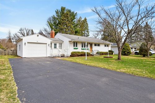 168 Willowen Dr, Irondequoit, NY, 14609-3238 | Card Image