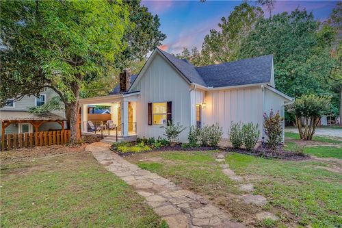 319 S College Ave, Fayetteville, AR, 72701-6112 | Card Image