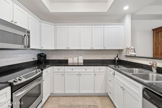 UNIT-2107 - 2100 Marsh Grove Ln, Condo with 2 bedrooms, 2 bathrooms and null parking in Southport NC | Image 6