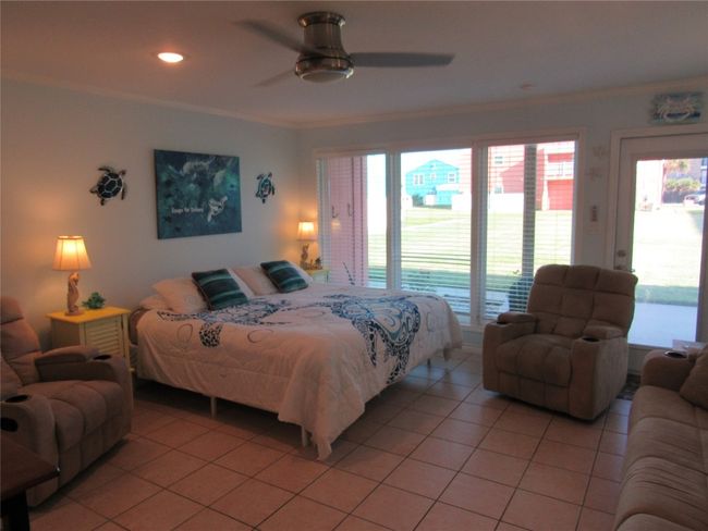 Great bed! | Image 13