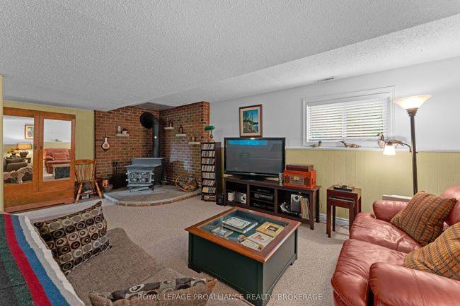 935 Haig Rd, House other with 4 bedrooms, 2 bathrooms and 4 parking in Lansdowne ON | Image 34