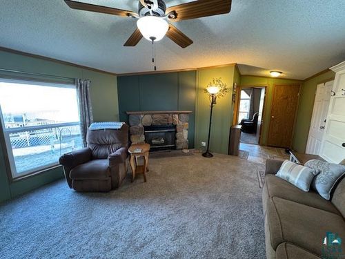 7 Greenbriar Dr, Duluth, MN, 55810-2002 | Card Image