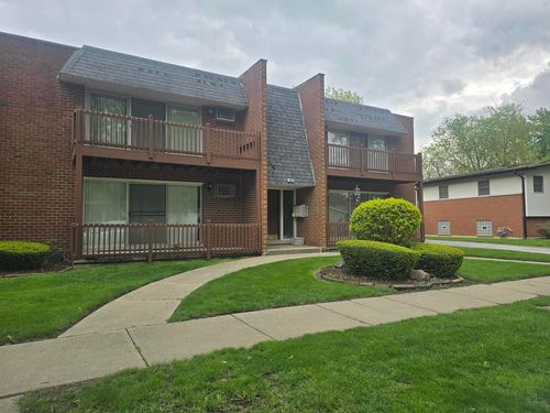 2a-523 N Pleasant Dr, Glenwood, IL, 60425-1551 | Card Image