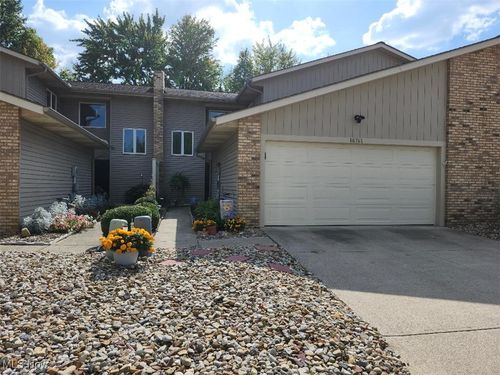 6808-16761 Orchard Grove Dr, Middleburg Heights, OH, 44130-2584 | Card Image