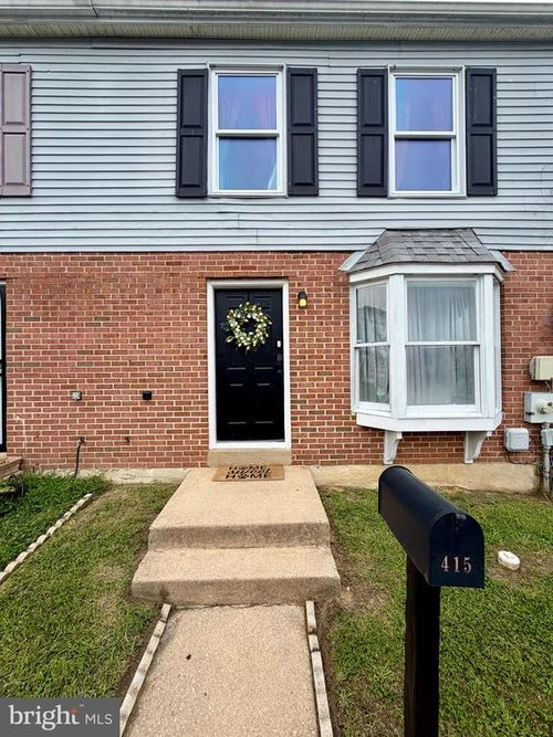 415 Strathaven Ct, NEWARK, DE, 19702-5029 | Card Image
