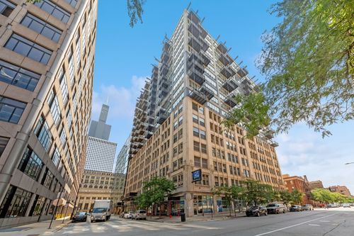 1216-565 W Quincy St, Chicago, IL, 60661-2909 | Card Image