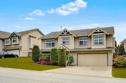35186 Laburnum Ave, Abbotsford, BC, V2S8K4 | Card Image