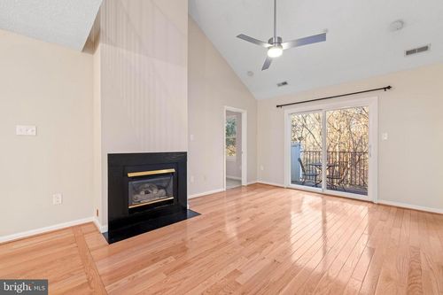 apt-13-7-15315 Diamond Cove Ter, ROCKVILLE, MD, 20850-4690 | Card Image