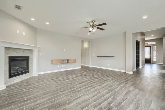 6913 Mcpherson Ln, House other with 4 bedrooms, 3 bathrooms and 2 parking in Midland TX | Image 9