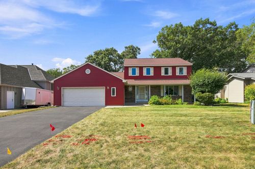 3017 Standridge Pl, Maplewood, MN, 55109-1562 | Card Image