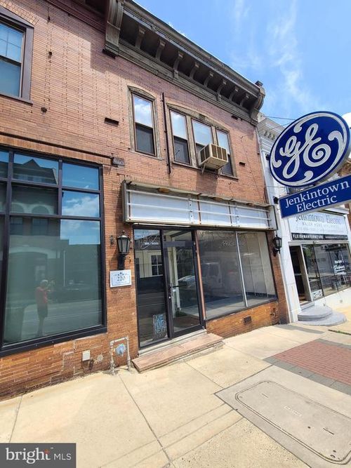 220 York Rd, JENKINTOWN, PA, 19046-3244 | Card Image