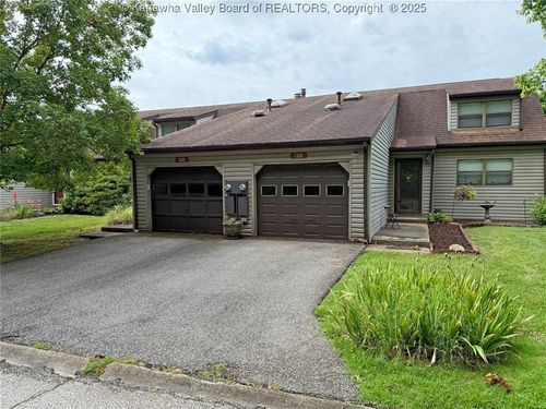 1302 Hunters Ridge Rd, Charleston, WV, 25314-2477 | Card Image