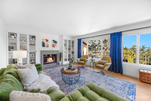 e301-17904 23rd Ln Ne, Shoreline, WA, 98155-3948 | Card Image