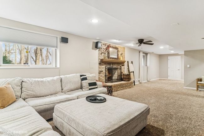 575 Christopher Dr, House other with 5 bedrooms, 4 bathrooms and 3 parking in North Barrington IL | Image 24
