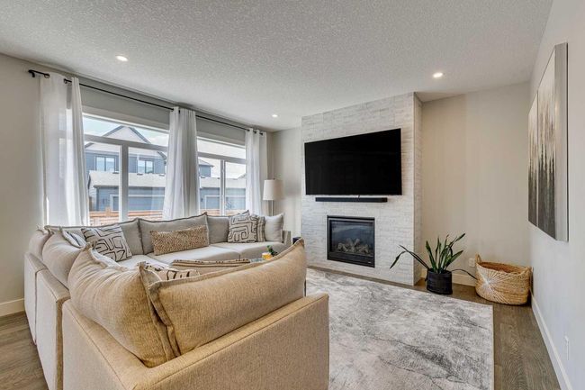 47 Mahogany Cape Se, House other with 3 bedrooms, 3 bathrooms and 4 parking in Calgary AB | Image 15