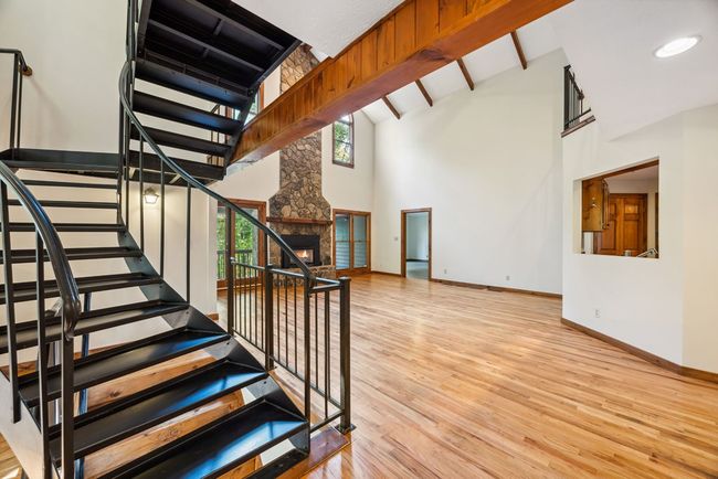 101 Menagerie Rdg, Home with 3 bedrooms, 4 bathrooms and 1 parking in Epworth GA | Image 5
