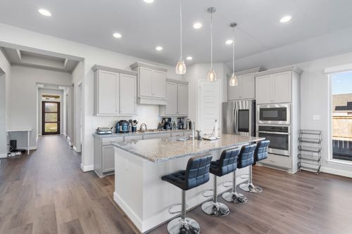 547 Jefferson Dr, Kyle, TX, 78640-2973 | Card Image