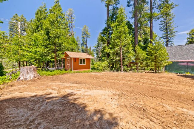24315 Sugar Pine Rd, House other with 3 bedrooms, 3 bathrooms and 2 parking in Twain Harte CA | Image 32