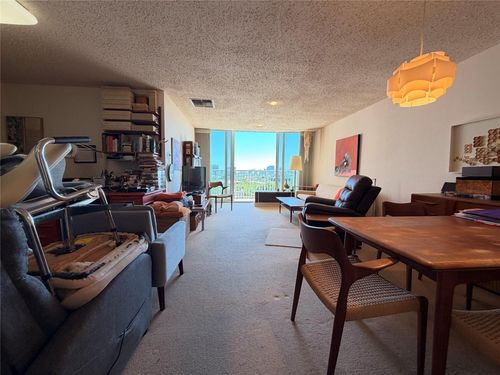 1005-3600 Montrose Boulevard, Houston, TX, 77006 | Card Image
